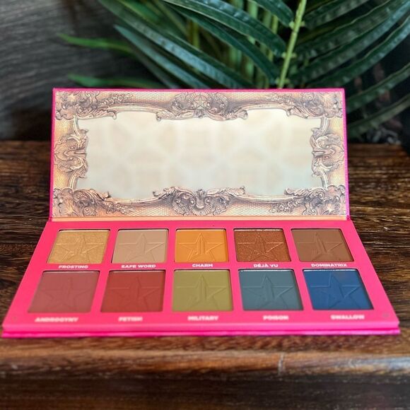 Jeffree Star Androgyny Eyeshadow Palette - Bold Colors - Picture 6 of 12